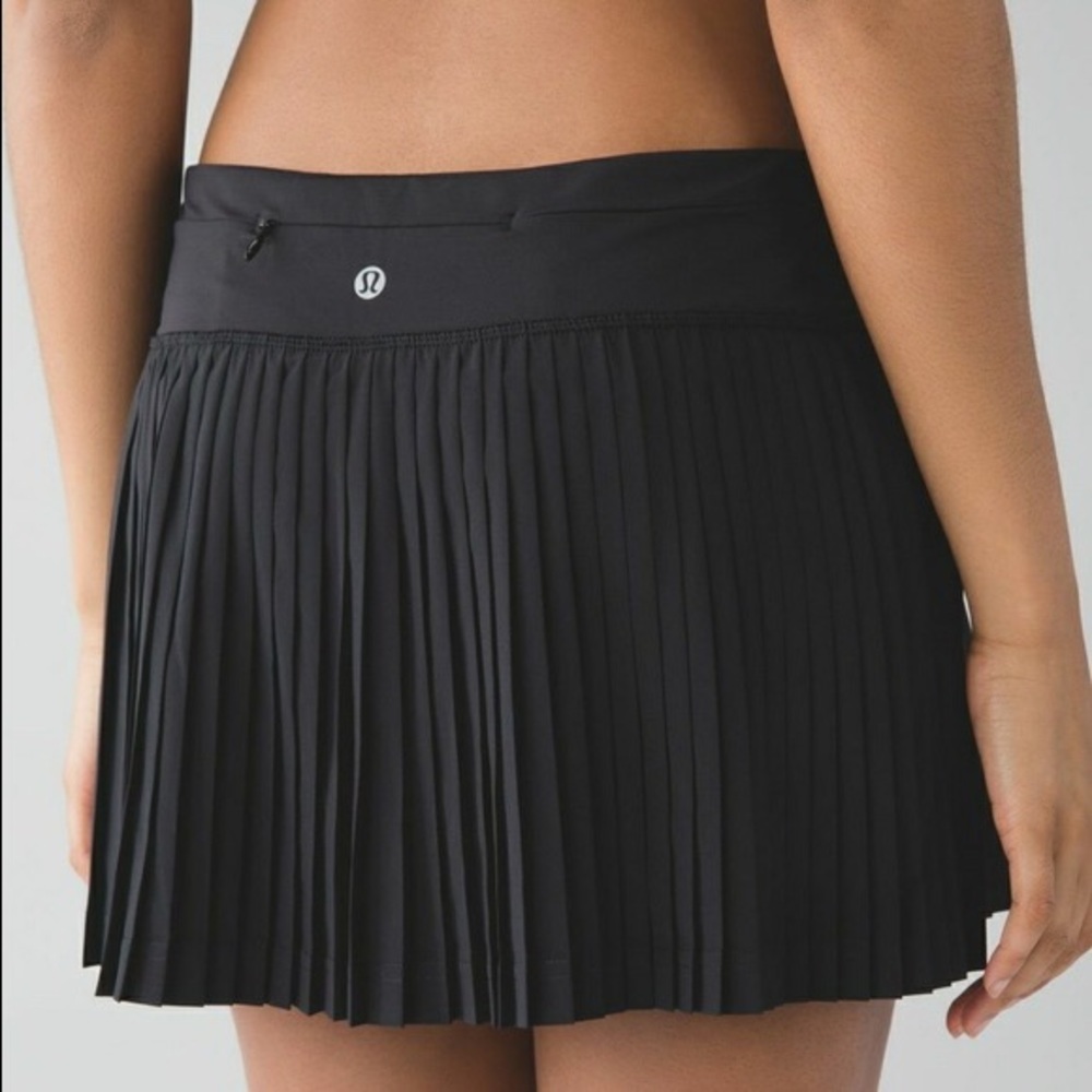 Lululemon Pleat To Street Skirt Size 10